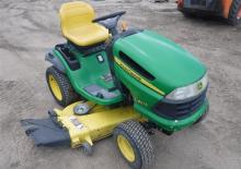 Fűnyíró és kertitraktorok John Deere LA175