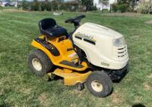 Fűnyíró és kertitraktorok Cub Cadet LT1042