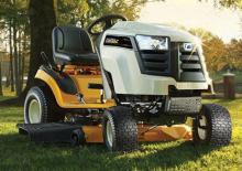 Fűnyíró és kertitraktorok Cub Cadet LTX 1046 M