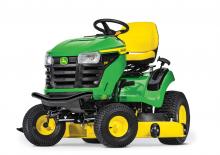 Fűnyíró és kertitraktorok John Deere S140