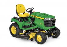 Fűnyíró és kertitraktorok John Deere X730