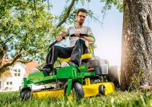 Fűnyíró és kertitraktorok John Deere Z345R