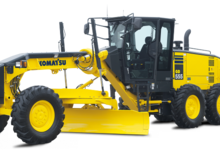 Gréderek Komatsu GD555-5