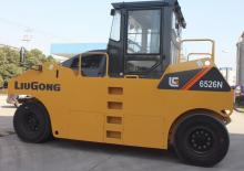 Gumihengerek Liugong 6526N