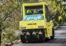 Gumihengerek Ammann AP 240 T4
