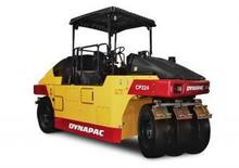 Gumihengerek Dynapac CP 224