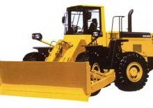 Gumikerekes dózerek Komatsu WD420-3A