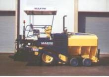 Gumikerekes finiserek Marini MF 331