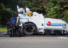 Gumikerekes finiserek Astec ROADTEC RP-170