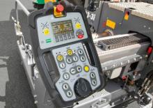 Gumikerekes finiserek Vögele Super 1603-3