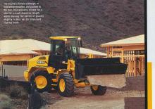 Gumikerekes homlokrakodók John Deere Construction 324 H