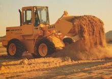 Gumikerekes homlokrakodók John Deere Construction 344 E