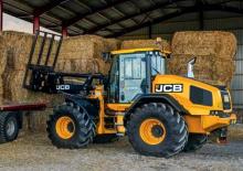 Gumikerekes homlokrakodók JCB 419S
