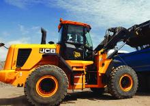 Gumikerekes homlokrakodók JCB 426