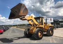 Gumikerekes homlokrakodók Hanomag 44 D Turbo
