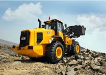 Gumikerekes homlokrakodók JCB 455-4