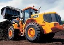 Gumikerekes homlokrakodók JCB 456 HT