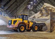 Gumikerekes homlokrakodók JCB 457 HT