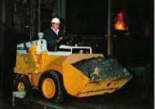 Gumikerekes homlokrakodók International Harvester 500