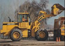 Gumikerekes homlokrakodók John Deere Construction 544 GH
