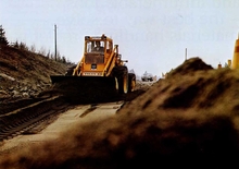 Gumikerekes homlokrakodók Volvo 621