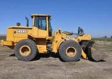 Gumikerekes homlokrakodók John Deere Construction 624 H