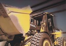 Gumikerekes homlokrakodók John Deere Construction 644 J