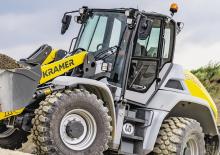 Gumikerekes homlokrakodók Wacker Neuson 8155