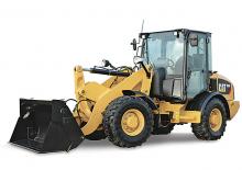 Gumikerekes homlokrakodók Caterpillar 906H