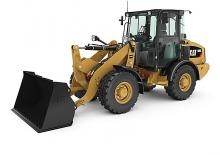 Gumikerekes homlokrakodók Caterpillar 906K