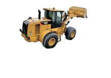 Gumikerekes homlokrakodók Caterpillar 924Hz