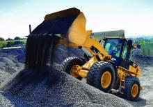 Gumikerekes homlokrakodók Caterpillar 924Hz