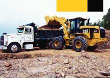 Gumikerekes homlokrakodók Caterpillar 928Gz