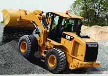 Gumikerekes homlokrakodók Caterpillar 928Hz