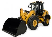 Gumikerekes homlokrakodók Caterpillar 930K