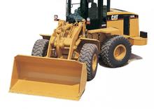 Gumikerekes homlokrakodók Caterpillar 938 G