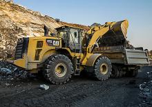 Gumikerekes homlokrakodók Caterpillar 972L
