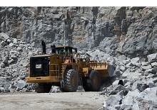 Gumikerekes homlokrakodók Caterpillar 988K