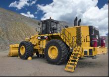 Gumikerekes homlokrakodók Caterpillar 992K