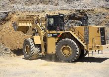 Gumikerekes homlokrakodók Caterpillar 993K