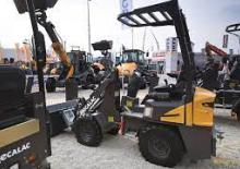 Gumikerekes homlokrakodók Mecalac AX300