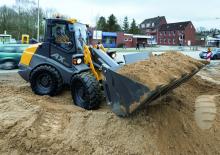 Gumikerekes homlokrakodók Mecalac AX850