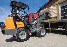 Gumikerekes homlokrakodók Giant D 263 SW X-TRA