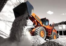 Gumikerekes homlokrakodók Doosan DL 500