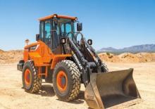 Gumikerekes homlokrakodók Doosan DL200TC-5