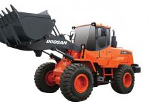 Gumikerekes homlokrakodók Doosan DL250A