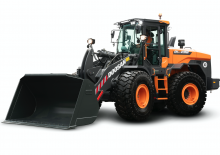 Gumikerekes homlokrakodók Doosan DL280-7