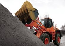 Gumikerekes homlokrakodók Doosan DL300-3