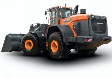 Gumikerekes homlokrakodók Doosan DL550-7
