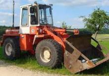Gumikerekes homlokrakodók O&K F 1110